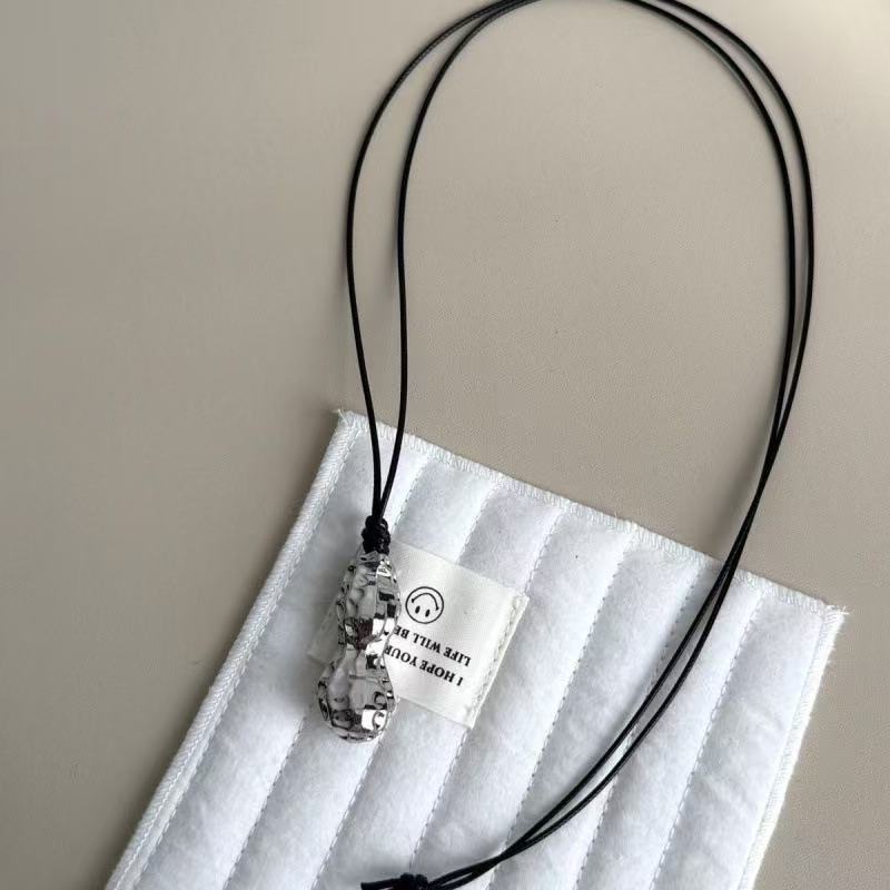 Fashionable Metal Peanut Penda - огляд і ціна Women Accessories Meaning