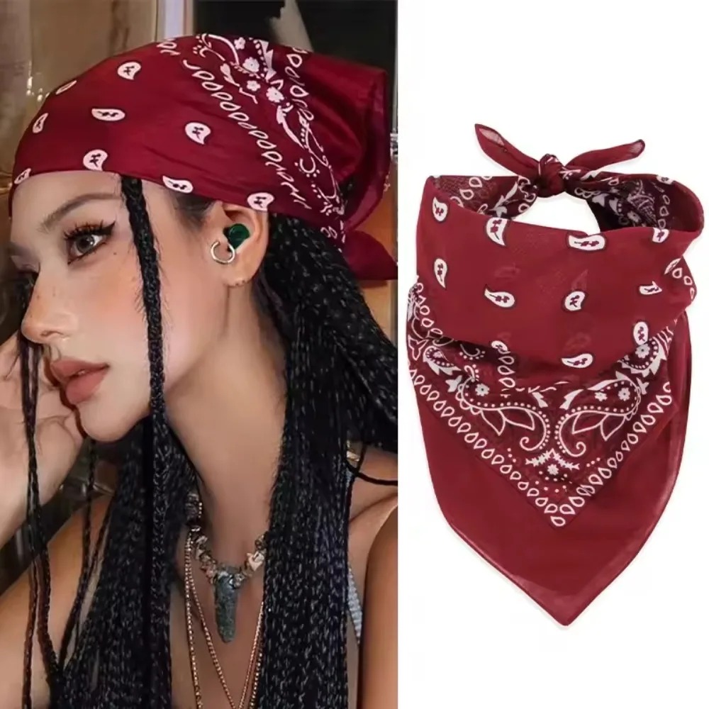 Retro Wine Red Square Bandana  - огляд і ціна Women'S Accessories Go Outdoors